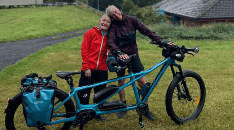 Terri and Linda with e-tandem 'Lill-e'