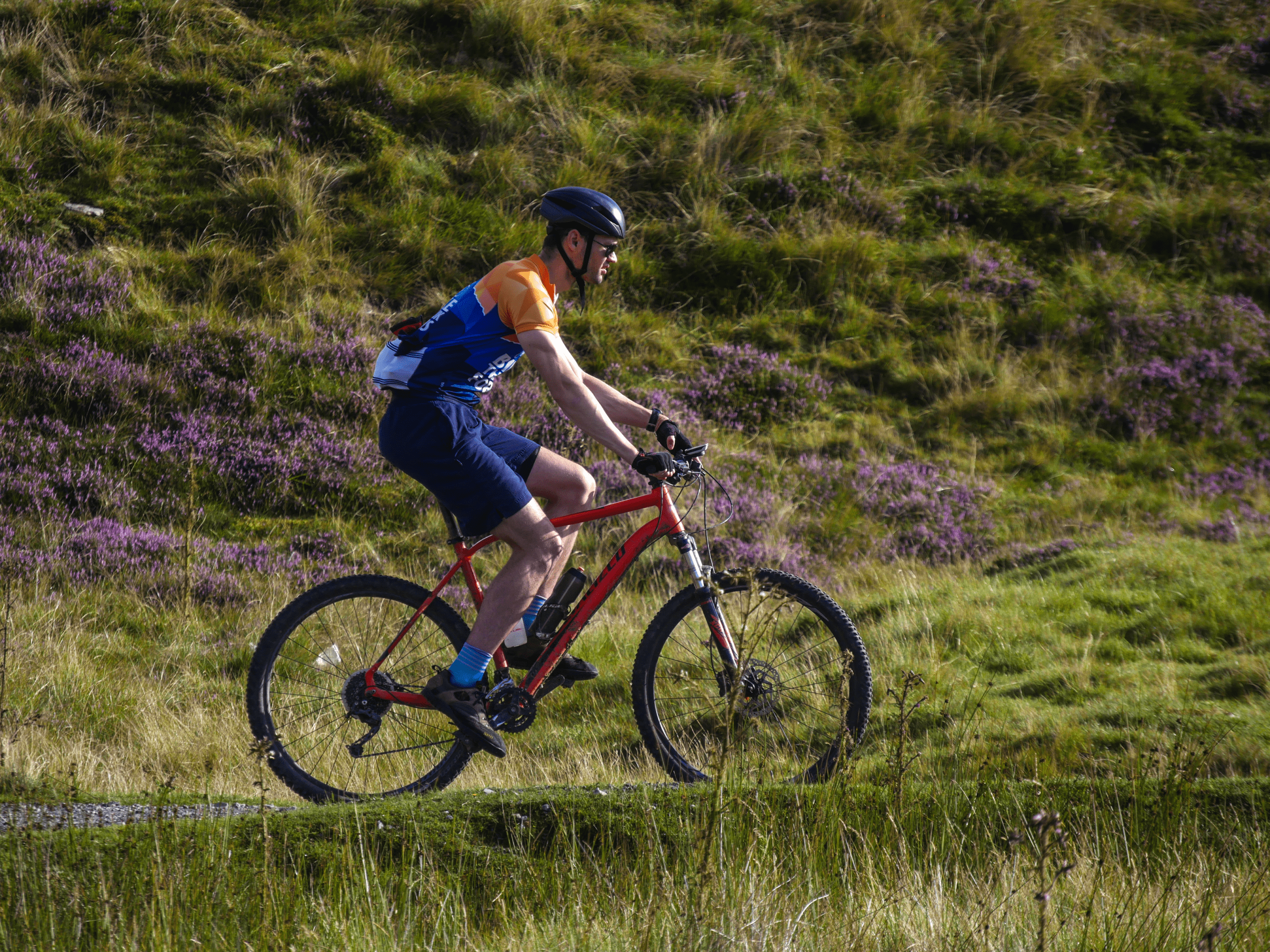 A hardtail mountain bike is a good option for riding the Royal Chilterns Way.